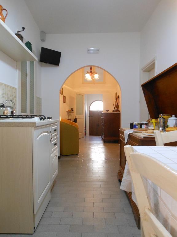 B&B Le Stanze Del Chiostro Serra de' Conti Ngoại thất bức ảnh